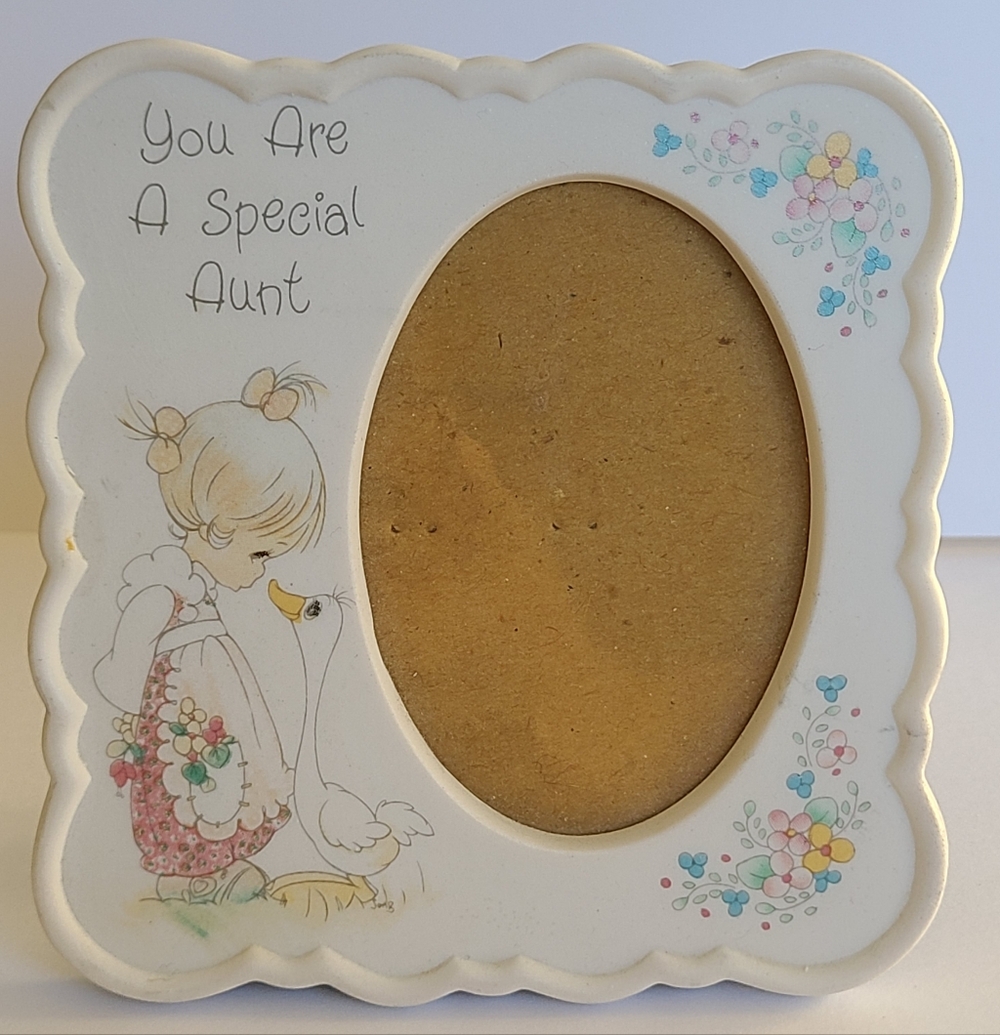 Vintage Precious Moments Special Aunt Gift Collectible Porcelain Photo Frame